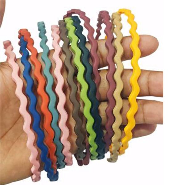 CHRONEX 5 Peices Solid Matte Color Wavy Non Slip Plastic Hair Band/Head Band for Girls & Women